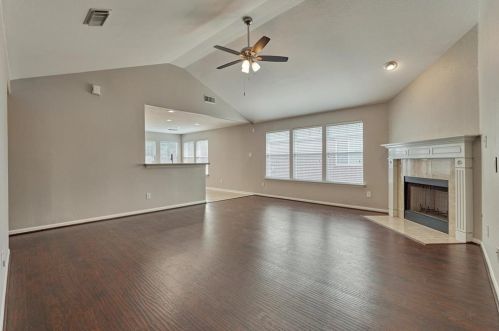190 Fairwind Trail Dr, Conroe TX  77385-3683 exterior