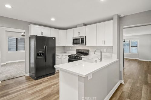 42320 La Gabriella Dr, Lancaster CA  93536-3568 exterior