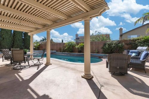 1263 Stanislaus Dr, Chula Vista CA  91913-1401 exterior