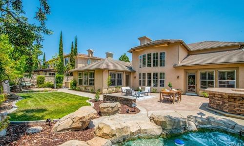 8208 Bailey Way, Anaheim CA  92808-2532 exterior