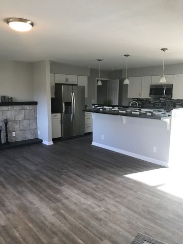 6821 Southern Vista Dr, Enon, OH 45323-1527