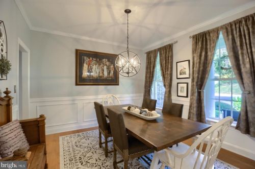 101 Shatto Dr, Carlisle PA  17013-2120 exterior