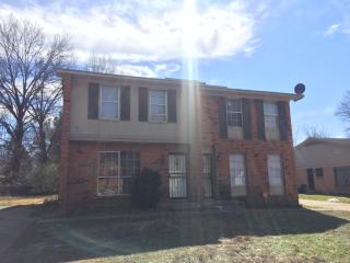 5499 Apple Blossom Dr, Memphis TN  38115-5903 exterior