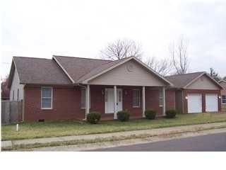 8477 Countrywood Ct, Newburgh, IN 47630-9309