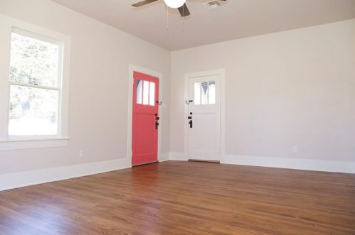 219 Main St, Bellvue TX  77418-1525 exterior