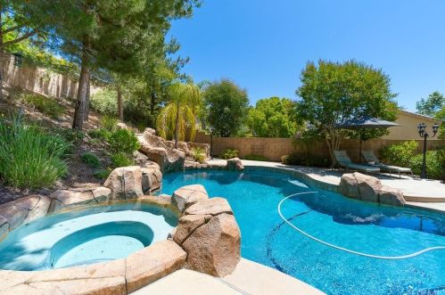 25030 Cinnabar Ct, Wildomar, CA 92595-7625