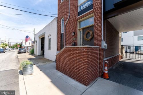 2341 Gordon St, Philadelphia PA 19132-4632 exterior