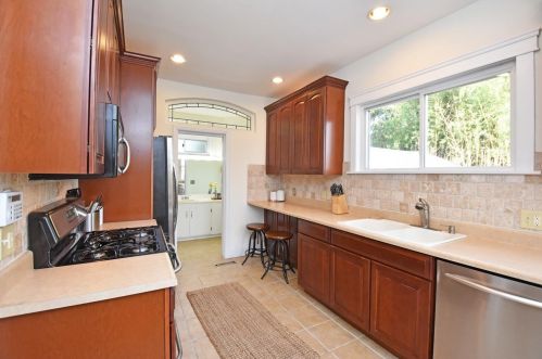 3620 Heekin Ave, Cincinnati OH 45208-4416 exterior