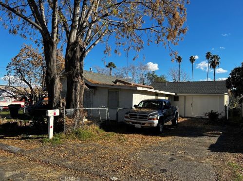 11196 Doverwood Dr, Riverside, CA 92505-2653
