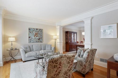 1704 Brant Cir, Saint Paul MN  55122-2290 exterior