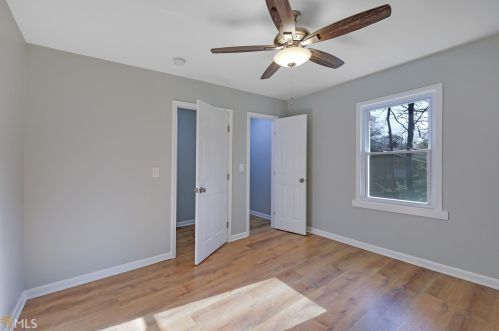 976 Pinehurst Dr, Smyrna GA  30080-4225 exterior