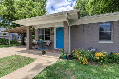 405 17th St, Georgetown, TX 78626-6713