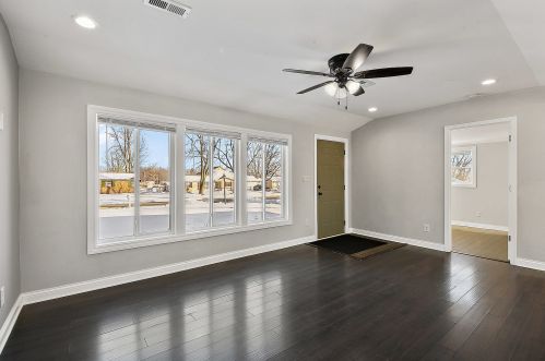 803 Windsor Ave, Crete IL  60417-3940 exterior