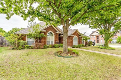 2105 Nichols Trl, Midlothian, TX 76063-5121
