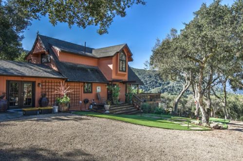 38025 Poppy Tree Ln, Tassajara Hot Springs, CA 93924-9360