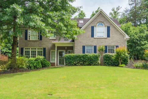 530 Hunt River Way, Suwanee, GA 30024-3201