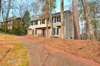 2529 Hunton Ct, Marietta, GA 30068-3156