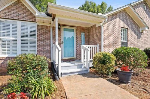 448 Minter Dr, Hampton, GA 30228-2305