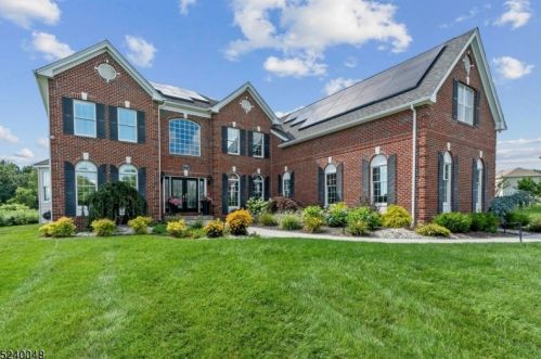 7 Flagstone Hill Rd, Wantage, NJ 07461-2236