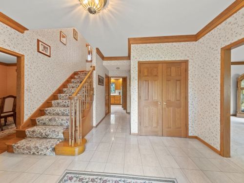 8815 Aintree Ln, Willowbrook IL  60527-8392 exterior