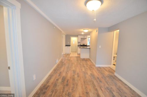 420 Dartmoor Rd, Saint Paul MN  55115-2088 exterior