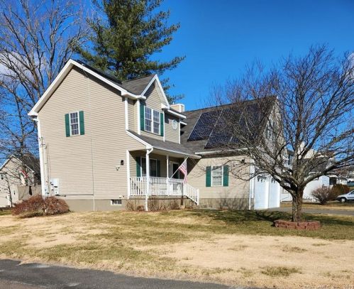 5 Alyce Ter, Waterbury, CT 06708-1566
