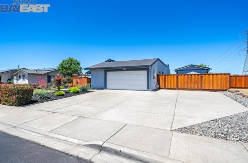 5252 Scenic Ave, Livermore, CA 94551-1256