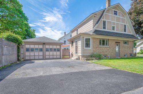104 Eastwood Rd, Torrington CT  06790-3635 exterior