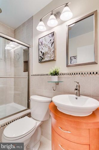 10408 Insley St, Silver Spring MD 20902-4936 exterior