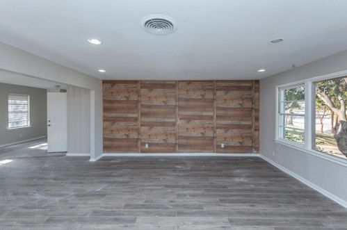 3555 Cromart Ct, Fort Worth TX  76133-1323 exterior