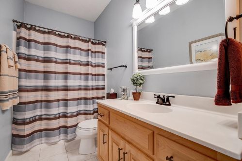 851 Heron Ave, Saint Paul MN  55128-5343 exterior