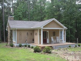 615 Altadore Cres, Moncure, NC 27559-9232