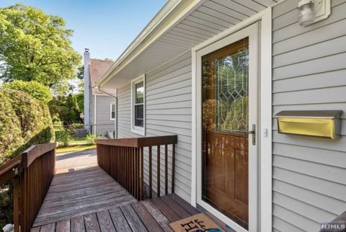 268 Eastside Ave, Ridgewood, NJ 07450-5313