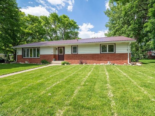 1035 Roberts Rd, Cedar Mills, MN 55350-2155