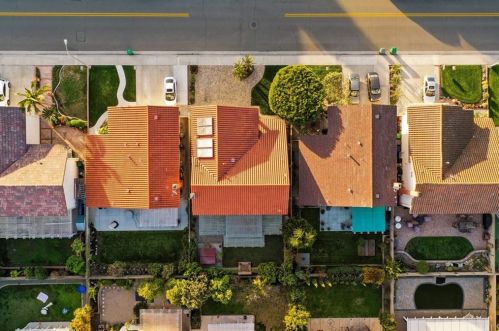 14912 Elm Ave, Irvine CA  92606-2611 exterior