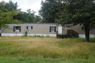 1017 High Hope Dr, Bonneau, SC 29431-3521