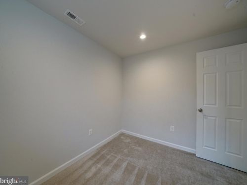 9470 Vollmerhausen Dr, Columbia MD  21046-2004 exterior