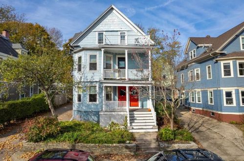 12 Belair Ave, Providence, RI 02906-2411