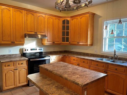 112 George Hill Rd, Enfield, NH 03748-4308