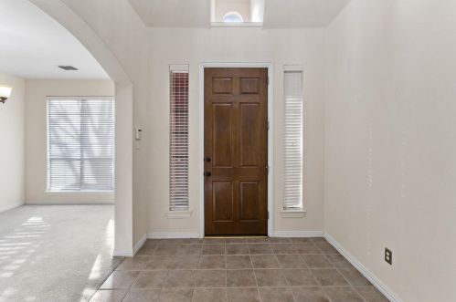 2714 Serena Ct, Garland TX  75040-3847 exterior