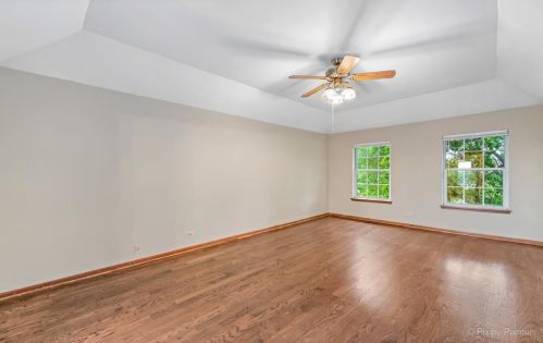 1210 Easton Dr, Carol Stream IL  60188-4817 exterior