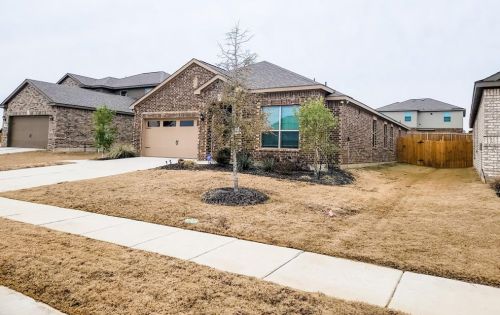 202 Lakeridge Dr, Princeton TX  75407-4828 exterior