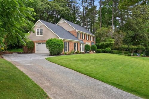 131 Foxridge Ct, Marietta, GA 30067-4303