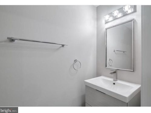 1401 Corlies St, Philadelphia PA  19121-3504 exterior