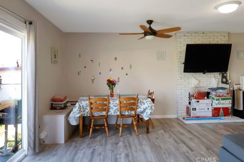 6411 Tournament Dr, Riverside CA  92509-5762 exterior