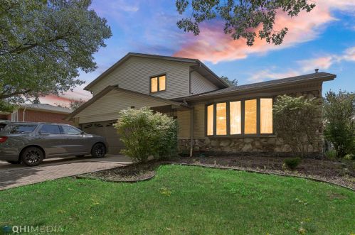15300 Orchard Ln, Oak Forest, IL 60452-1611