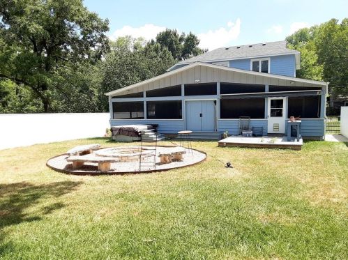 906 56th St, Austin TX  78751-1710 exterior