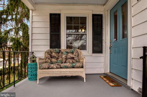 801 Violet Pl, Silver Spring, MD 20910-4918