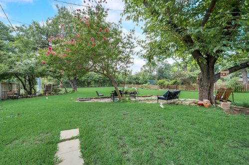 3001 Ridgedale Dr, Garland TX 75041-3326 exterior