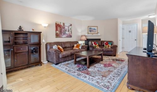 22 Grant Way, Princeton NJ  08540-1600 exterior
